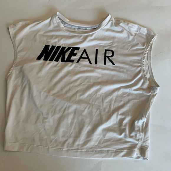 Nike Air Women's Dri-Fit Crop Top size small - Picture 4 of 9